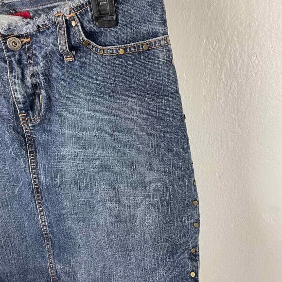 Y2K‎ Hollister Co. Low Rise Fringe Studded Skirt Size 6 - Picture 6 of 8
